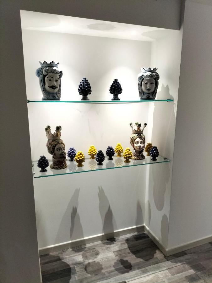 Santiago Rooms Caltagirone Bagian luar foto